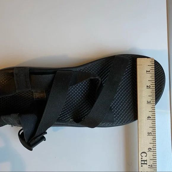 Chaco Men Size 13 Black Strap Summer Sandals - Picture 9 of 10